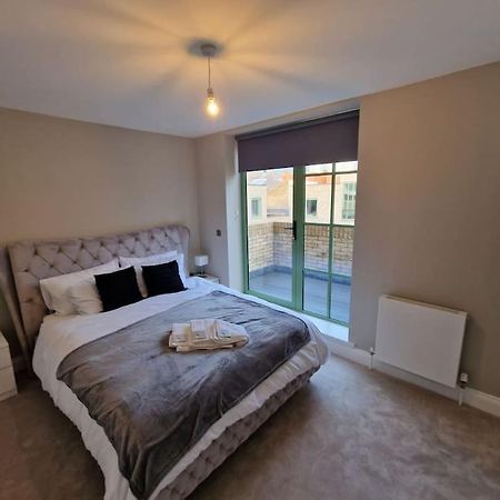 Stunning Newbuilt 3 Bed House Sleeps 9 Villa Edmonton Eksteriør billede