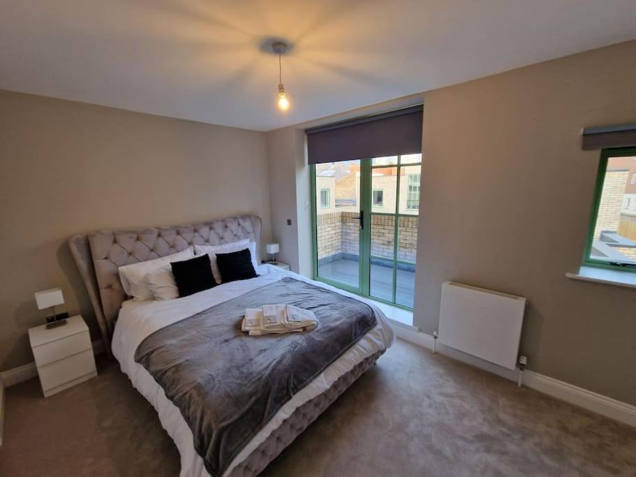 Stunning Newbuilt 3 Bed House Sleeps 9 Villa Edmonton Eksteriør billede